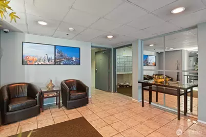 530 Melrose Avenue E #507, Seattle, WA 98102 - Photo 4