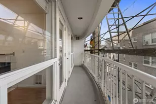 530 Melrose Ave E, Seattle, WA 98102 - Photo 24