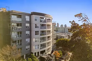 530 Melrose Ave E, Seattle, WA 98102 - Photo 34