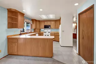 13176 Avon Allen Rd, Mount Vernon, WA 98273 - Photo 16