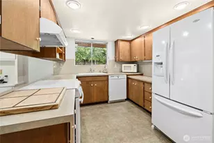 8826 Cascadia Ave, Everett, WA 98208 - Photo 18