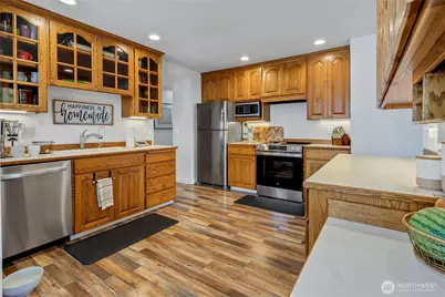 10408 23rd Avenue E, Tacoma, WA 98445 - Photo 8
