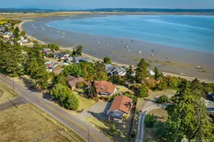 1320 Juniper Beach Rd, Camano Island, WA 98282 - Photo 26