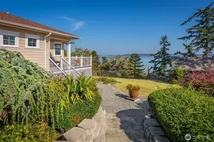 1320 Juniper Beach Rd, Camano Island, WA 98282 - Photo 16
