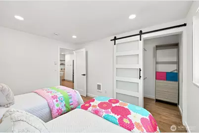 15237 NE 3rd Street, Bellevue, WA 98007 - Photo 24