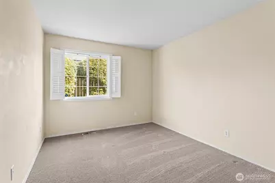606 S 56th Avenue, Yakima, WA 98908 - Photo 4
