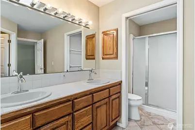 606 S 56th Avenue, Yakima, WA 98908 - Photo 6