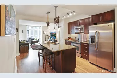699 John Street #513, Seattle, WA 98109 - Photo 2