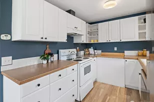 3912 S Findlay St, Seattle, WA 98118 - Photo 12
