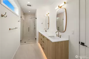 3636 Greenwood Ave N, Seattle, WA 98103 - Photo 14