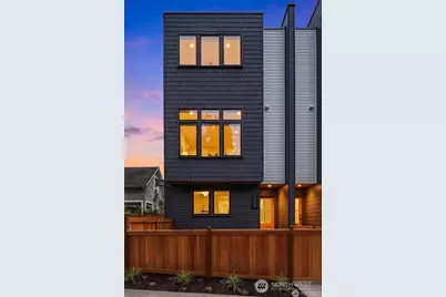 3636 Greenwood Avenue N #B, Seattle, WA 98103 - Photo 1