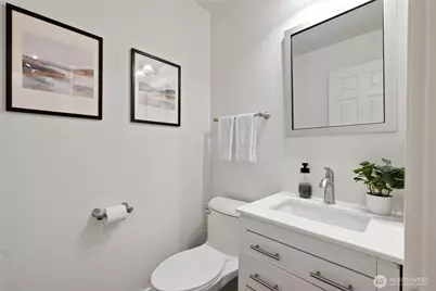 3648 Francis Avenue N #D, Seattle, WA 98103 - Photo 14