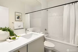 7062 Cleopatra Pl NW, Seattle, WA 98117 - Photo 12
