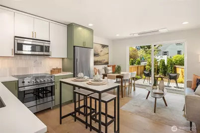 7062 Cleopatra Place NW, Seattle, WA 98117 - Photo 2