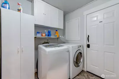 624 Madison Street, Everett, WA 98203 - Photo 14
