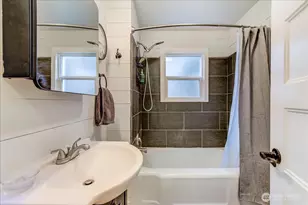 624 Madison St, Everett, WA 98203 - Photo 12