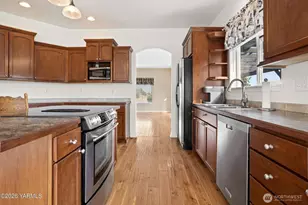 11601 Marble Ct, Yakima, WA 98908 - Photo 10