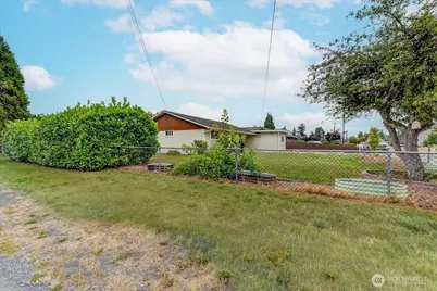 9125 48th Drive NE, Marysville, WA 98270 - Photo 24