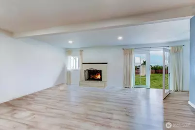 9125 48th Drive NE, Marysville, WA 98270 - Photo 6