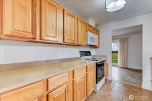 9125 48th Dr NE, Marysville, WA 98270 - Photo 10