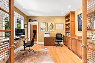 9223 Allen's Cove Ln NE, Bainbridge Island, WA 98110 - Photo 14