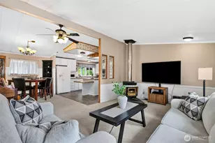 19024 2nd St E, Lake Tapps, WA 98391 - Photo 14