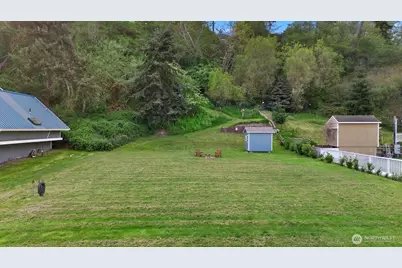 3697 Driftwood Drive, Clinton, WA 98236 - Photo 10