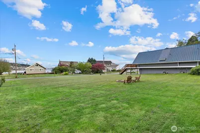 3697 Driftwood Drive, Clinton, WA 98236 - Photo 14