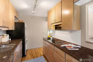 101 NW 58th St, Seattle, WA 98107 - Photo 18