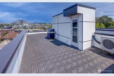 3219 Fuhrman Avenue E, Seattle, WA 98102 - Photo 28