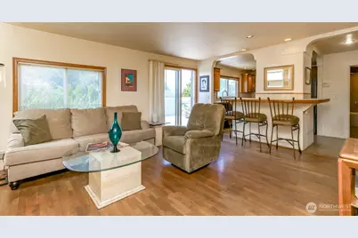 24925 20th Avenue S, Des Moines, WA 98198 - Photo 8