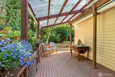 5470 Taylor Avenue NE, Bainbridge Island, WA 98110 - Photo 28