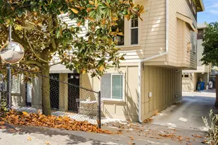 2106 E Terrace St, Seattle, WA 98122 - Photo 2