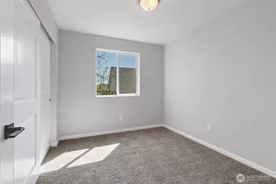1025 E 64th S, Tacoma, WA 98404 - Photo 18