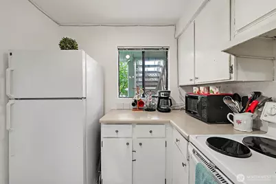 25120 98th Place S #A208, Kent, WA 98030 - Photo 8