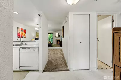 25120 98th Place S #A208, Kent, WA 98030 - Photo 2
