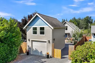 3813 Idaho, Bellingham, WA 98229 - Photo 2