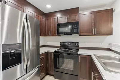 921 Westridge Way NE #304, Issaquah, WA 98029 - Photo 10