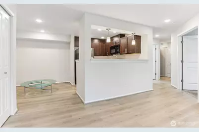 921 Westridge Way NE #304, Issaquah, WA 98029 - Photo 16