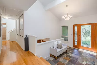12617 NE 5th Street, Bellevue, WA 98005 - Photo 26