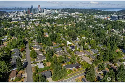 12617 NE 5th Street, Bellevue, WA 98005 - Photo 32