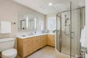 12617 NE 5th St, Bellevue, WA 98005 - Photo 4