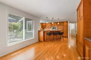 12617 NE 5th St, Bellevue, WA 98005 - Photo 16