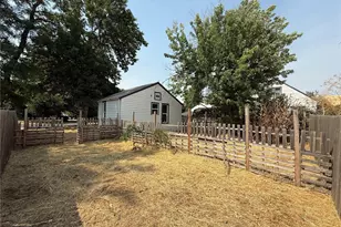 115 W 2nd St, Waitsburg, WA 99361 - Photo 16