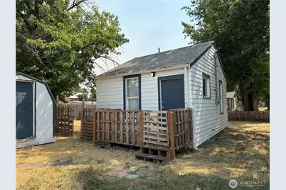 115 W 2nd Street, Waitsburg, WA 99361 - Photo 8