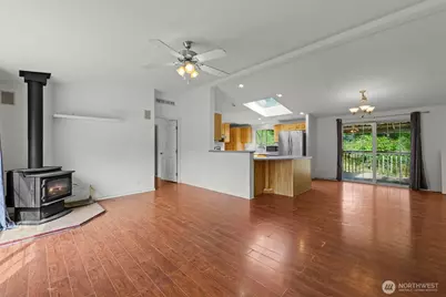 19821 23rd Street SW, Lakebay, WA 98349 - Photo 2
