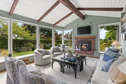 10037 15th Avenue NW, Seattle, WA 98177 - Photo 12