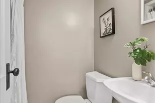 10037 15th Ave NW, Seattle, WA 98177 - Photo 24