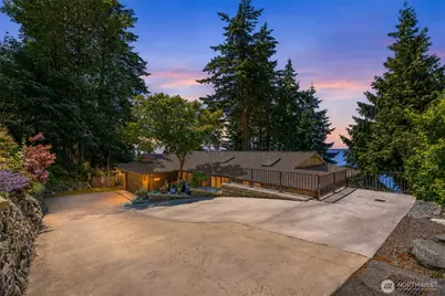 314 Morey Avenue, Bellingham, WA 98225 - Photo 2