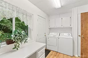 22104 49th Ave SE, Bothell, WA 98021 - Photo 18